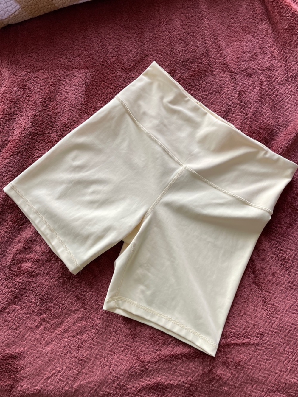 Athleta Ultra High Rise Elation 7” Short in Citron